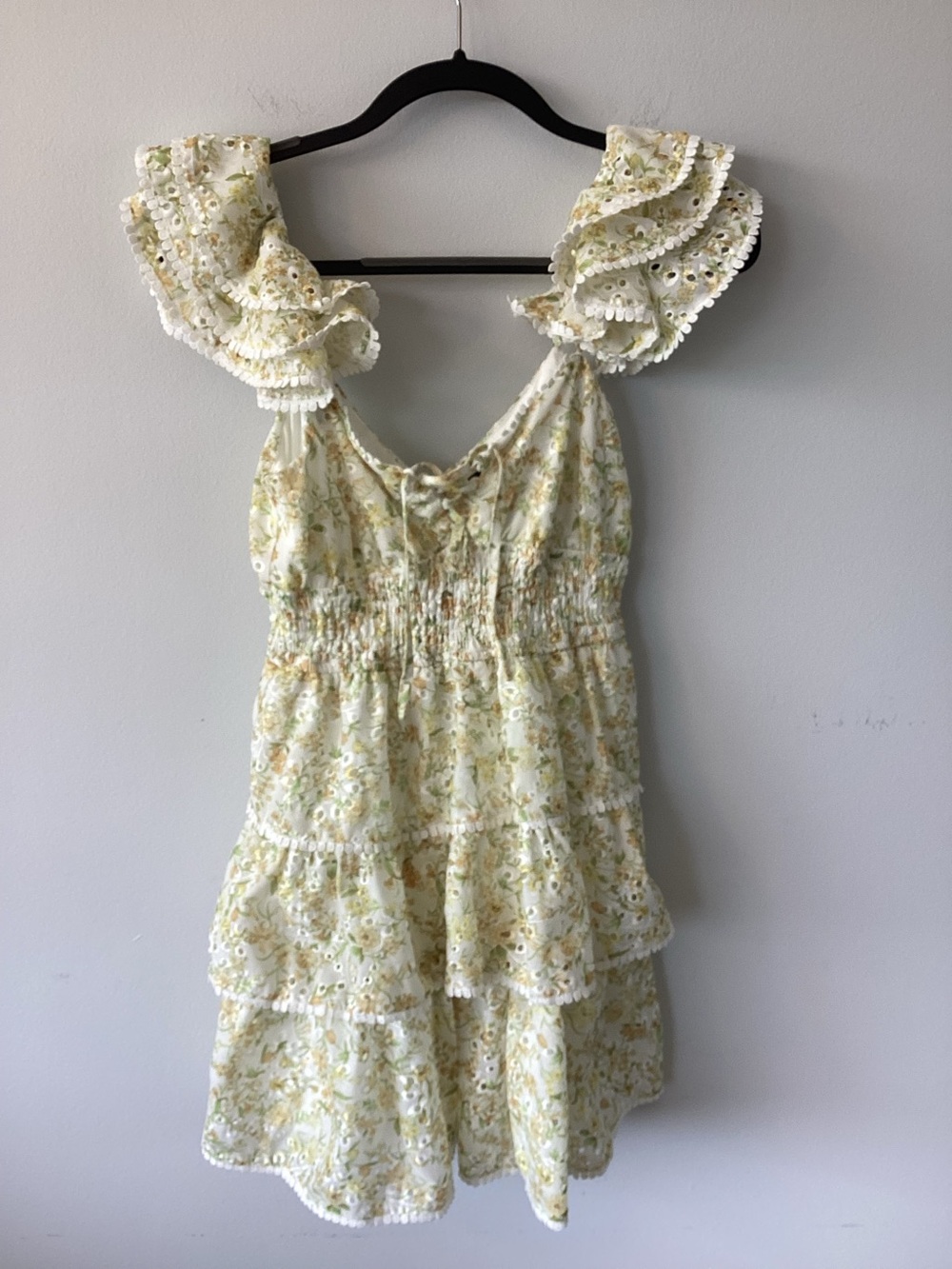 Aqua Bloomingdale’s Girls XS Yellow Floral Eyelit Lace Ruffle Mini Dress Smocked